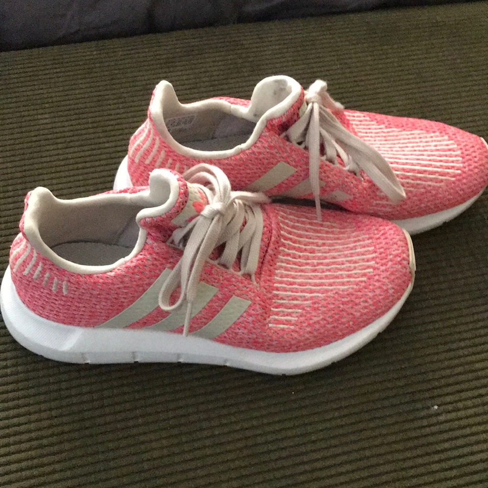 Adidas tennis shoes